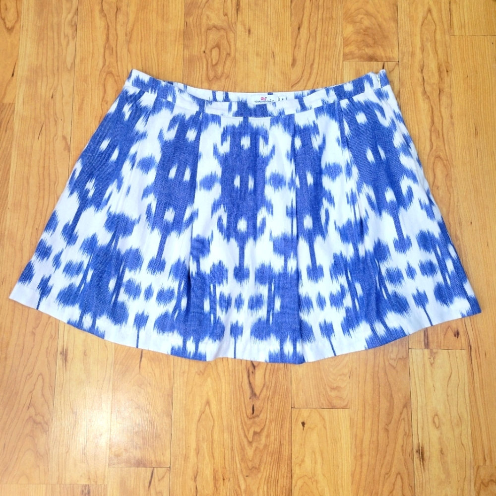 Vineyard Vines Ikat Pleated Blue & White Skirt with Pockets - Size 16